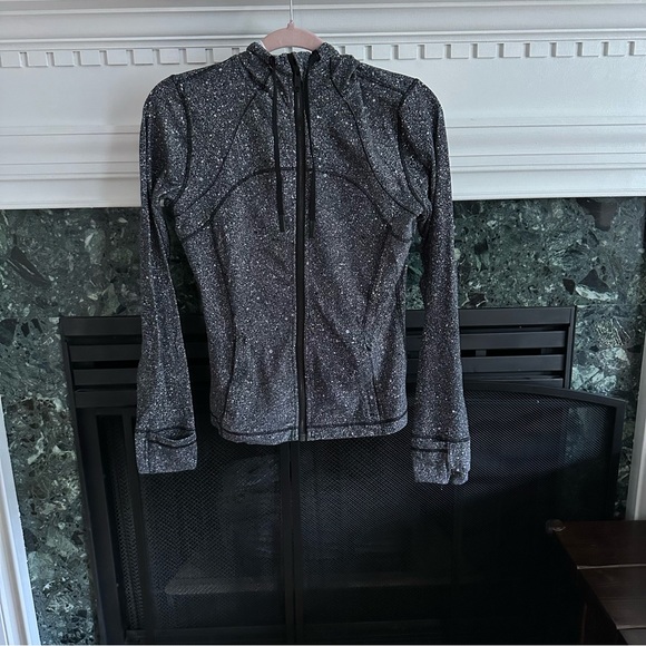 Lululemon Hooded Define Jacket *Nulu Luminesce Splatter White Black size 8 - Picture 2 of 10
